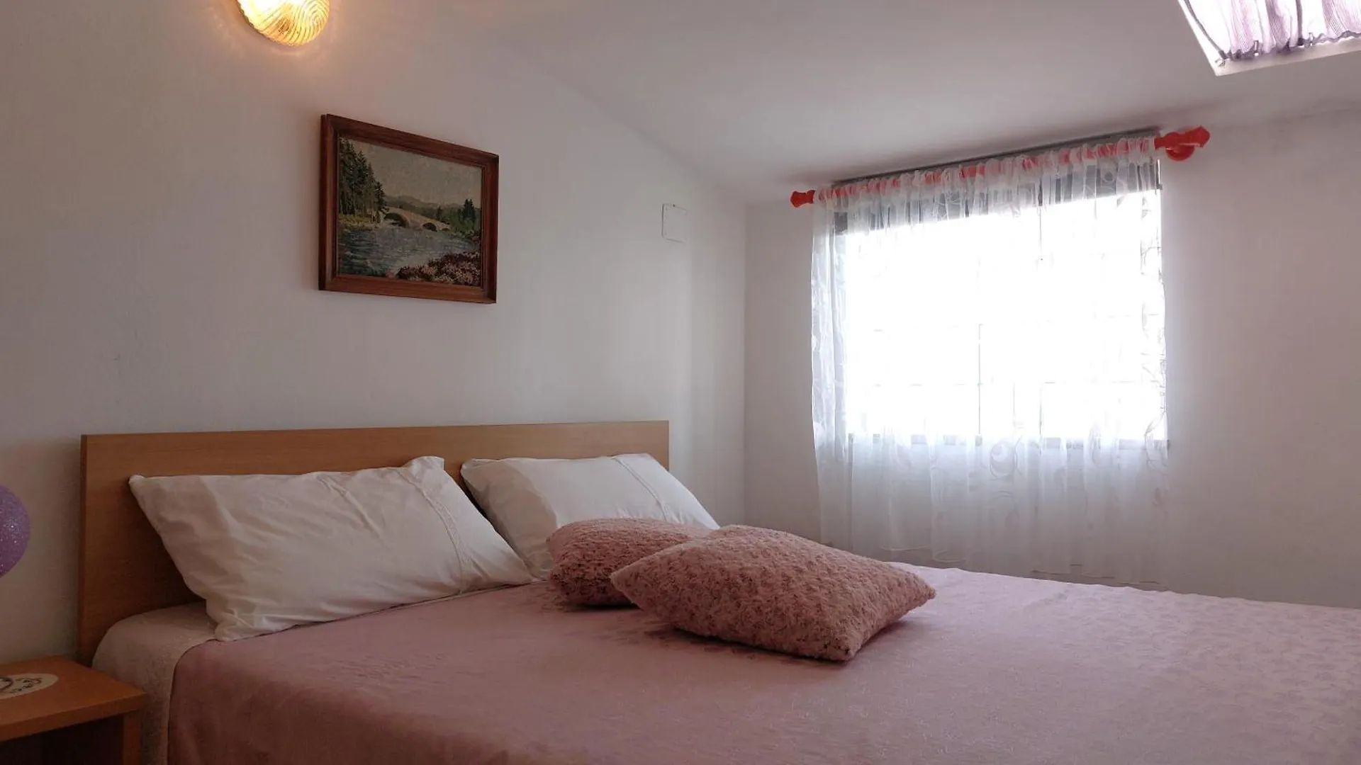 Mara House With Apartments Hırvatistan
