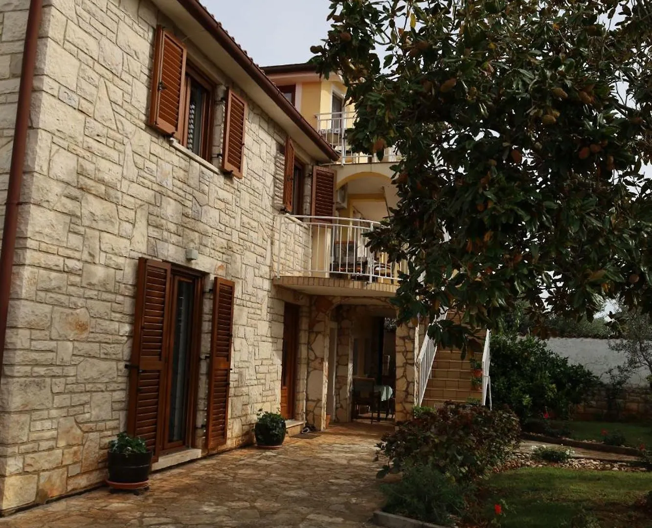 Mara House With Apartments Murine 3*,